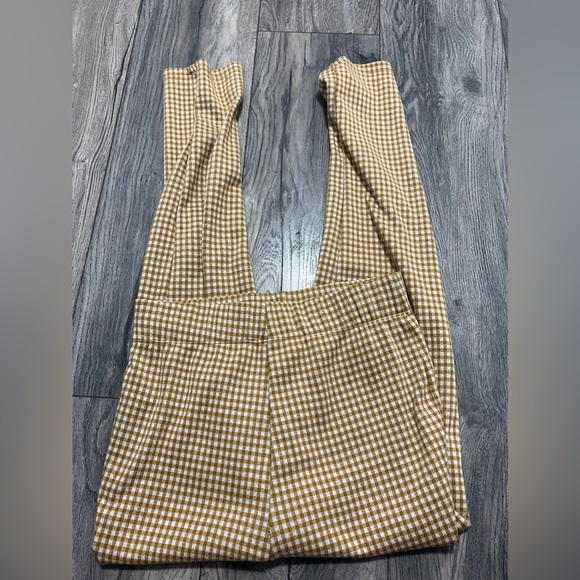 🌱🦢4 FOR $15!🦢🌱 Tan Checkered leggings - Picture 2 of 3